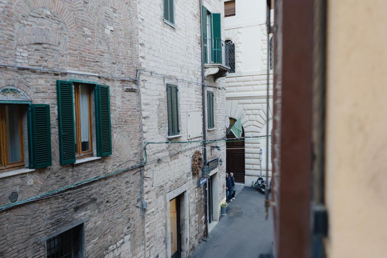 Exclusive Apartment In Piazza Italia In Perugia Eksteriør bilde